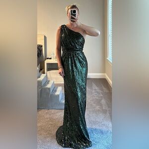 Reverly Elegant Green Sequin Dress